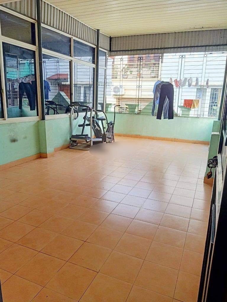 Cho thuê nhà 4 tầng phố Võng Thị, Tây Hồ chỉ 17 triệu/tháng