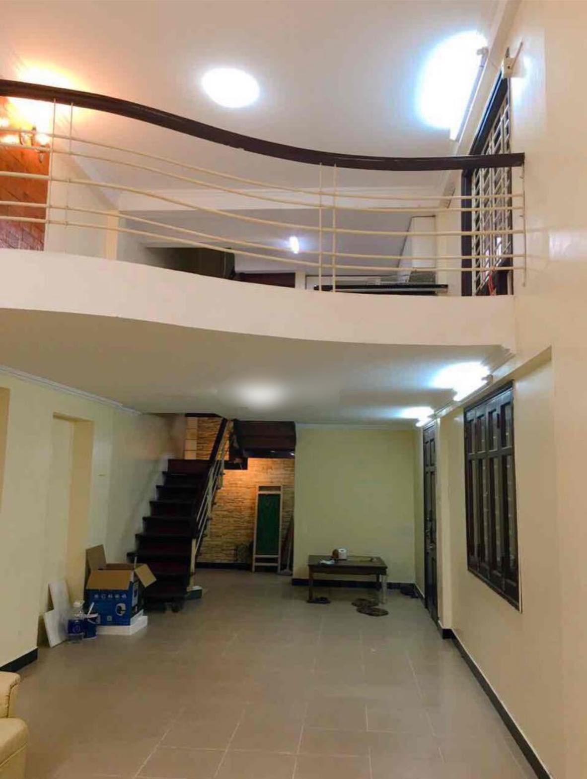 Cho thuê nhà 60m2 phố Võng Thị, Tây Hồ chỉ 15 triệu/tháng
