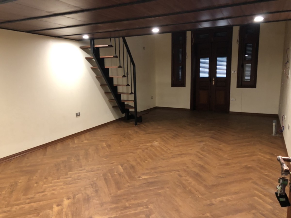 Chính chủ cần cho thuê nhà nguyên căn phố Tạ Hiện dt 40m2 x 5 tầng