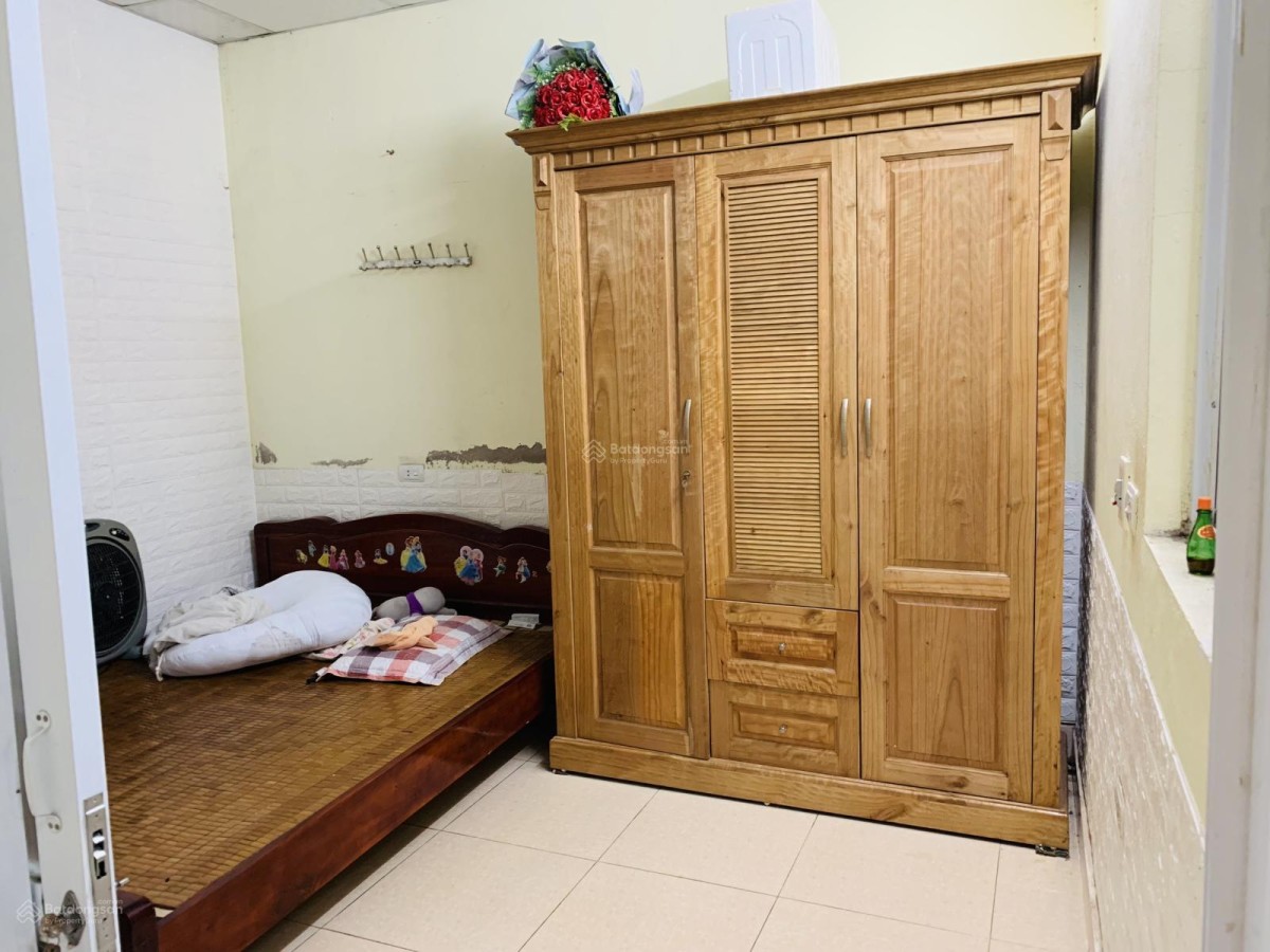 Cho thuê nhà Thanh Trì 3.5tr/tháng 2 tầng rộng rãi