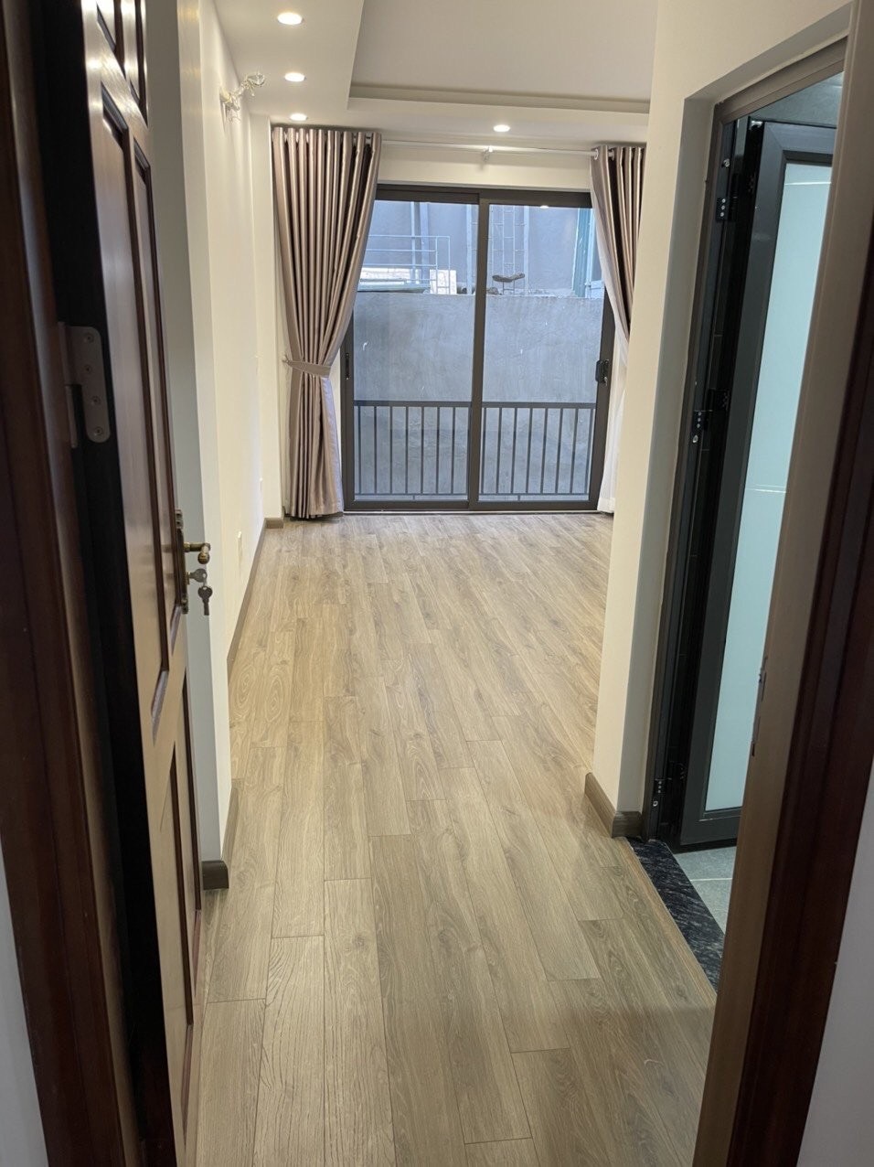 Chính chủ cần bán nhà tại phố Văn Cao diện tích 35m2 giá 4 tỷ