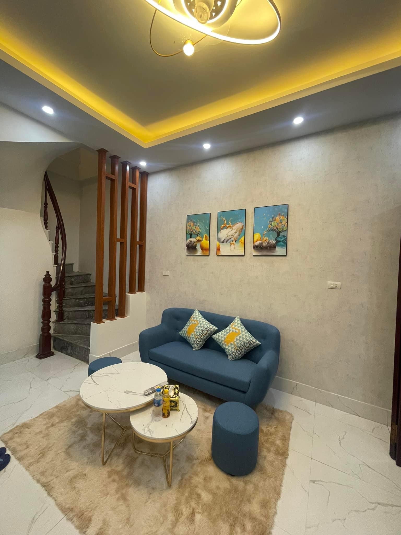 Cần bán nhà giá rẻ tại Bạch Đằng, Hai Bà Trưng 29m2 giá 2,9 tỷ