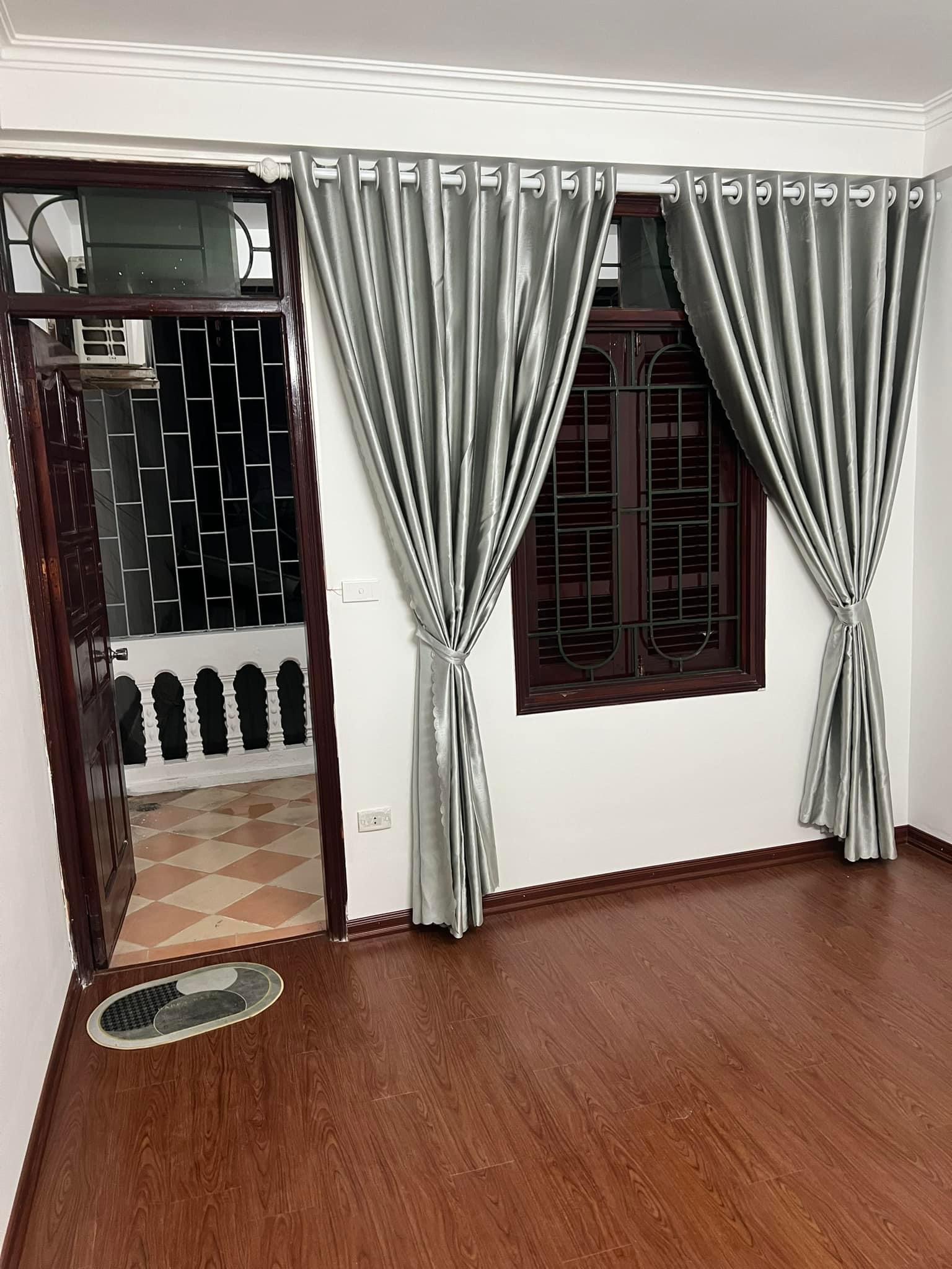 Cần bán nhà giá rẻ tại Bạch Đằng, Hai Bà Trưng 29m2 giá 2,9 tỷ