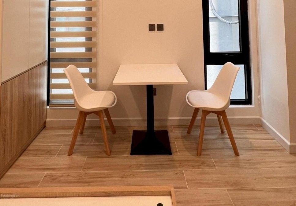 Cần bán gấp nhà ở Tây Hồ 50m2, 11 ngủ 11 wc