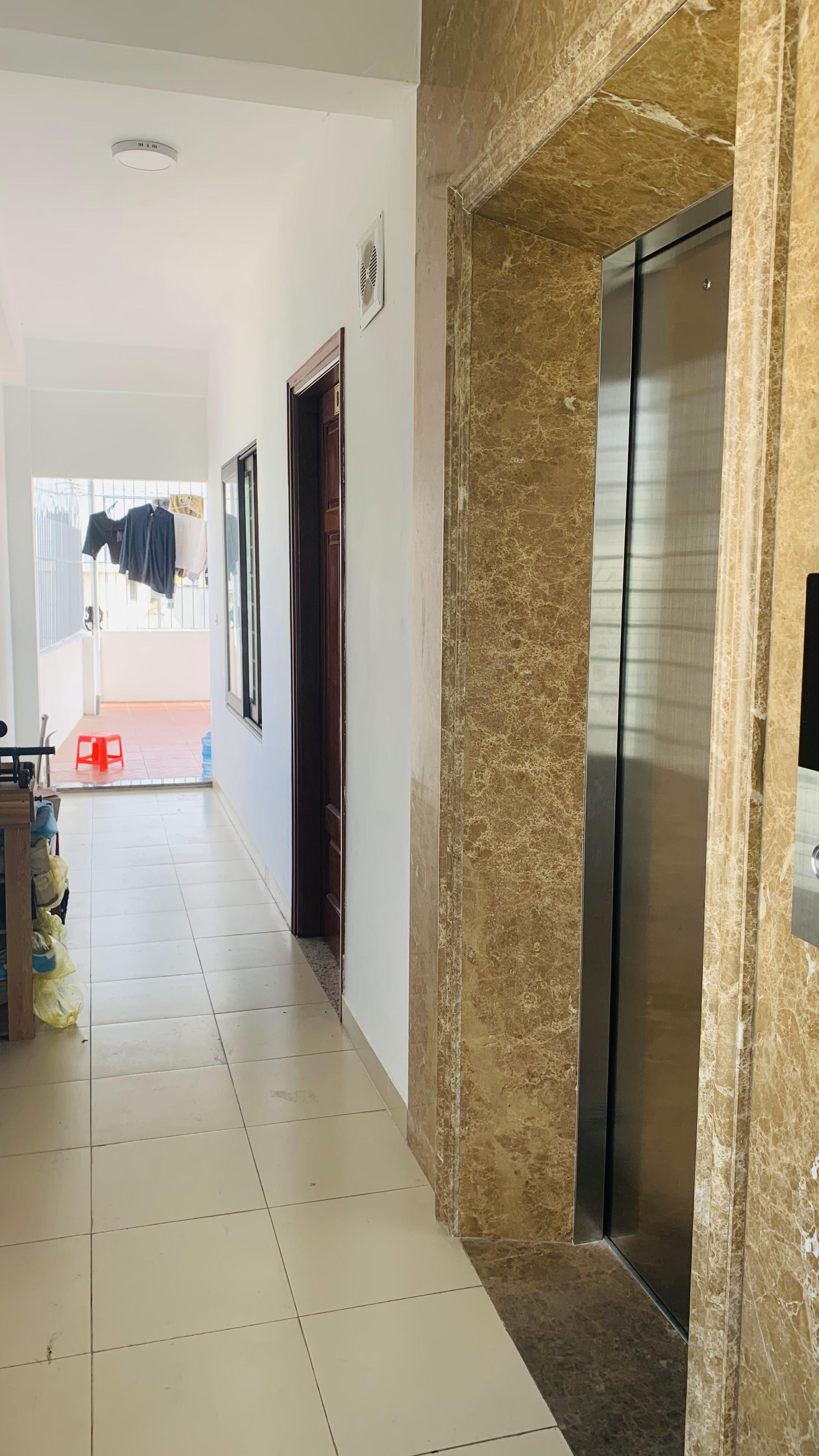 Cần bán nhanh căn nhà tại phố Khương Đình, Thanh Xuân có diện tích 140m2, 8 tầng