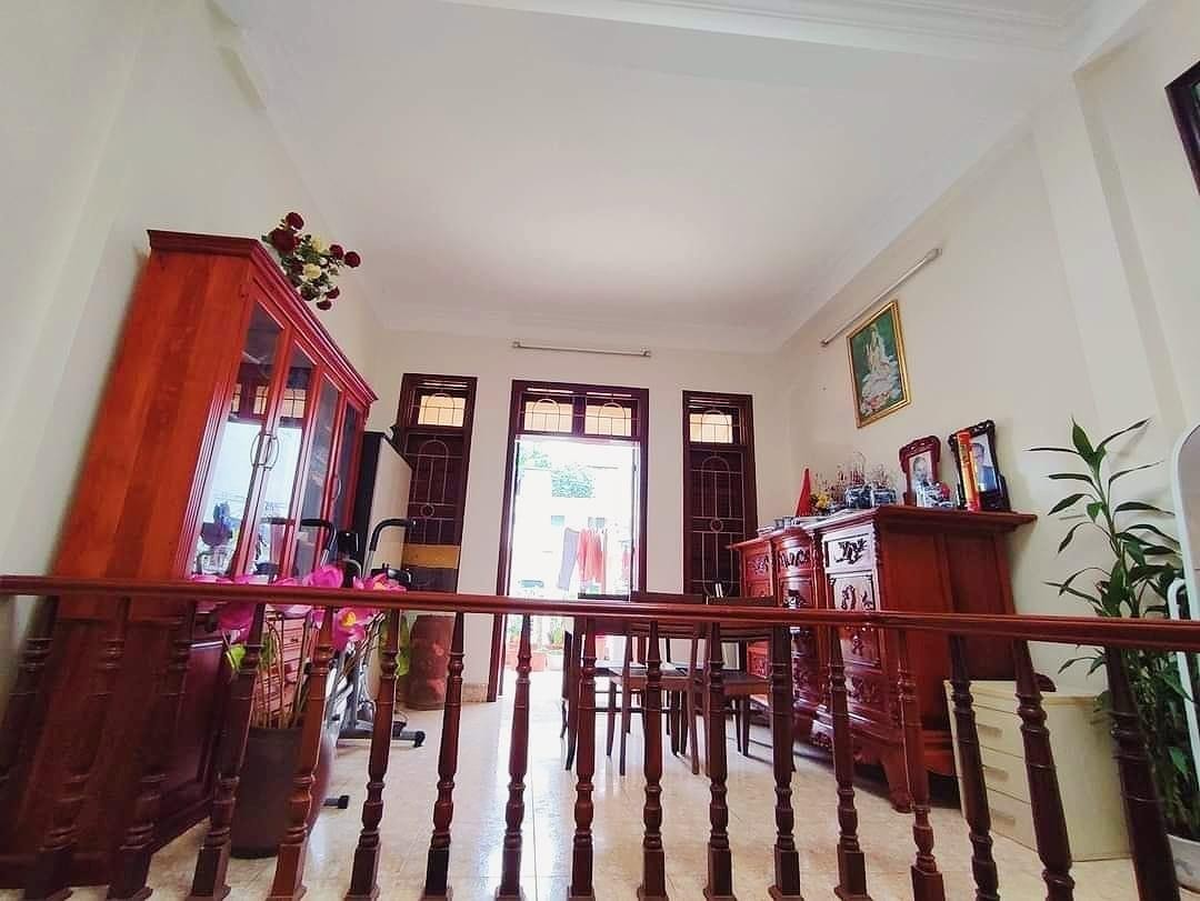 Cần bán nhà 4 tầng diện tích 65m2 giá 6 tỷ tại Kim Giang, Hoàng Mai