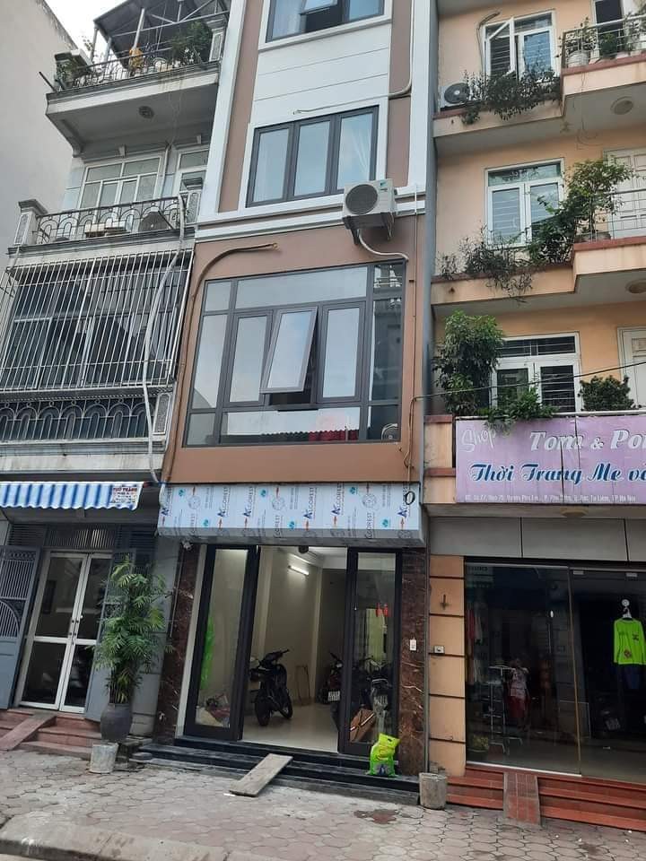 Cho thuê nhà 4 tầng 180m2 tại Đường Phú Diễn, Bắc Từ Liêm, HN giá 18tr/tháng