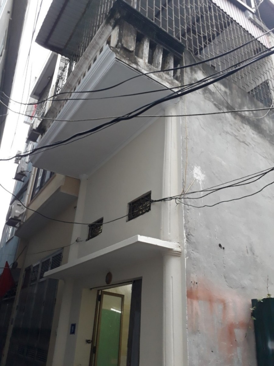 Cho thuê nhà riêng 2,5 tầng ở Phú Diễn giá 5 triệu/tháng