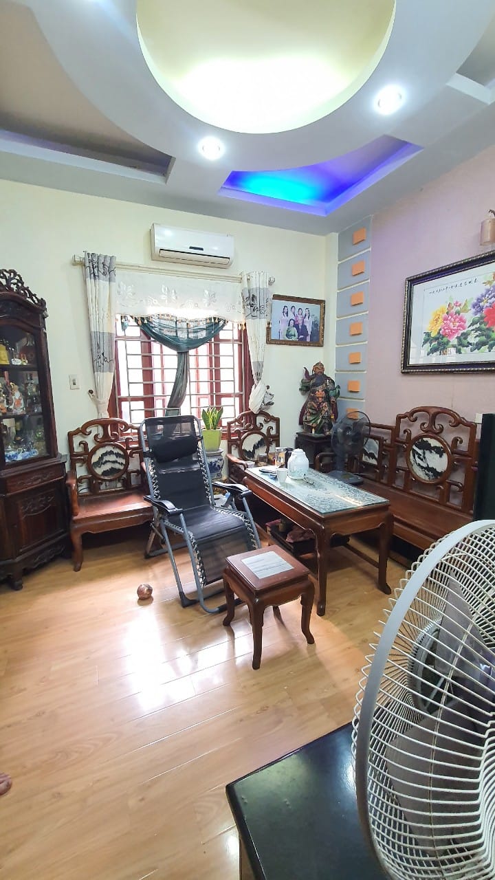 Chính chủ cần bán nhà tại Nguyễn Khang, Cầu Giấy diện tích 47m2 giá 4,75 tỷ