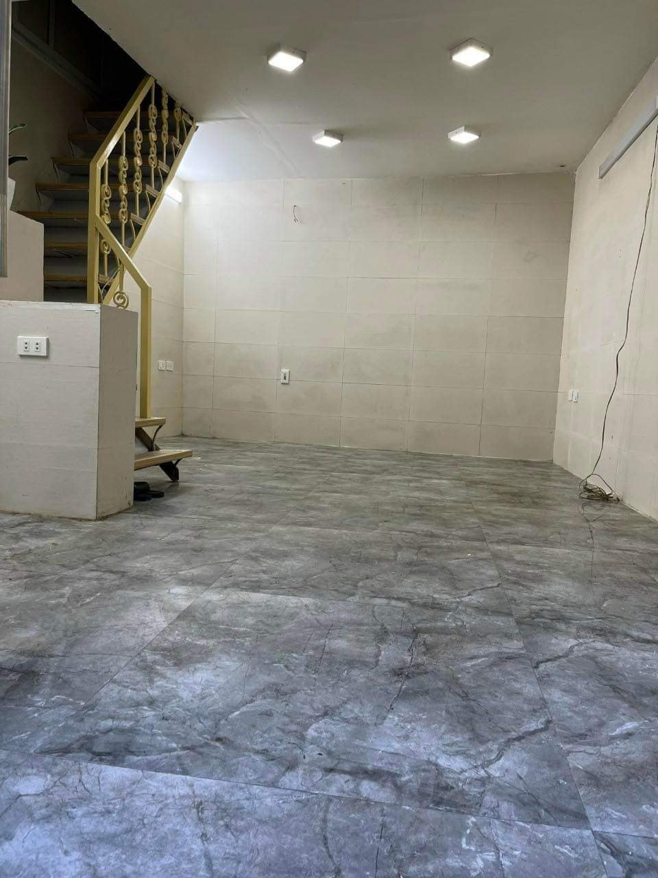 Bán nhà rẻ tại Văn Miếu, Đống Đa diện tích 28m2 giá 3,5 tỷ