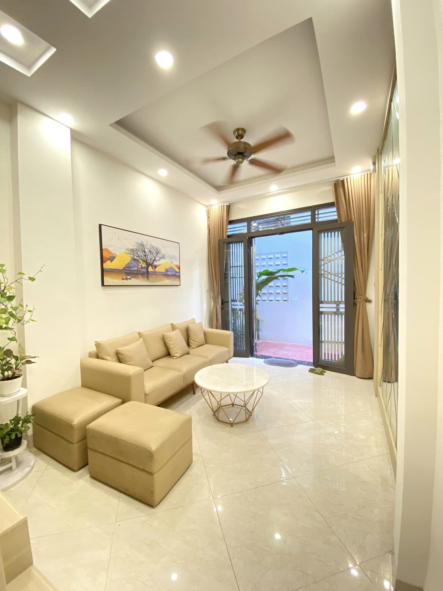Bán nhà 5 tầng phố Kim Ngưu diện tích 46m2 giá 4,7 tỷ