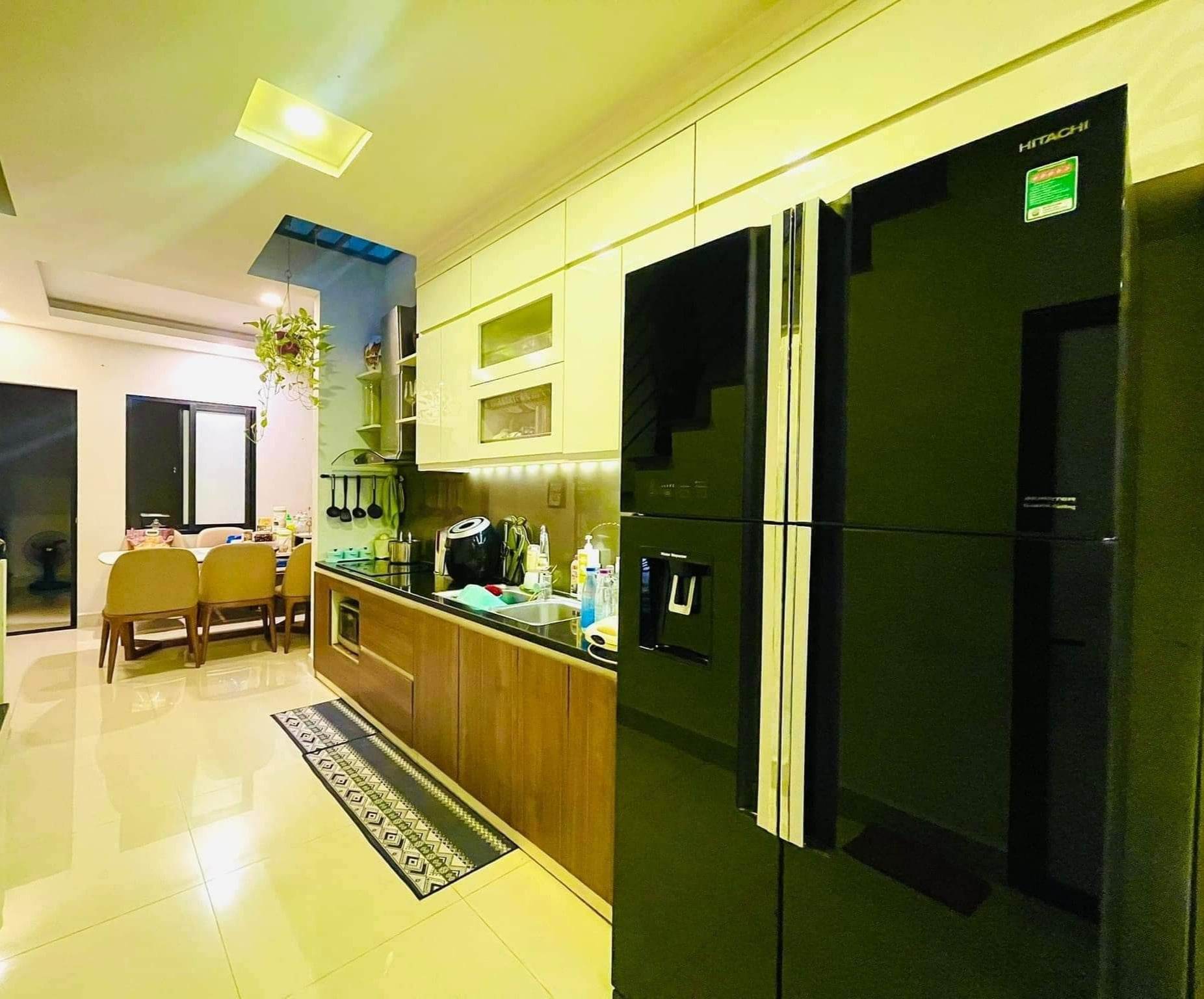 Bán nhà 5 tầng, diện tích 50m2 giá 4 tỷ tại Nguyễn Đức Cảnh, Hoàng Mai