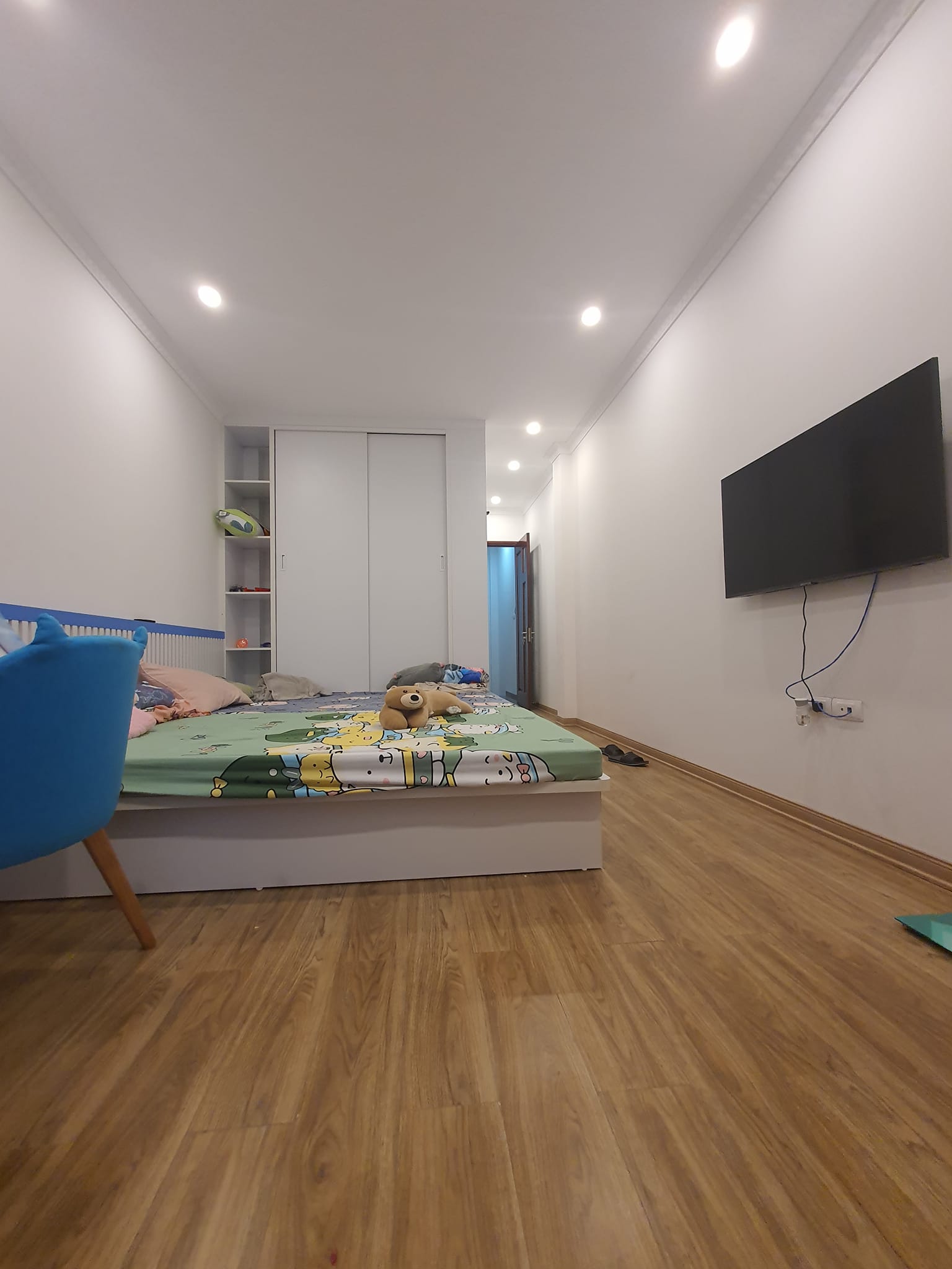 Bán nhà đẹp, giá siêu rẻ diện tích 30m2 giá 2,69 tỷ tại Cổ Linh, Long Biên