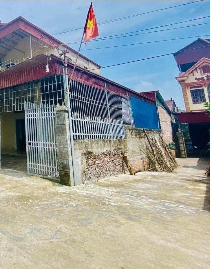 Căn nhà ở Thanh Bồ, Lưu Hoàng, Ứng Hoà, Hà Nội cần bán với giá 1,3x tỷ