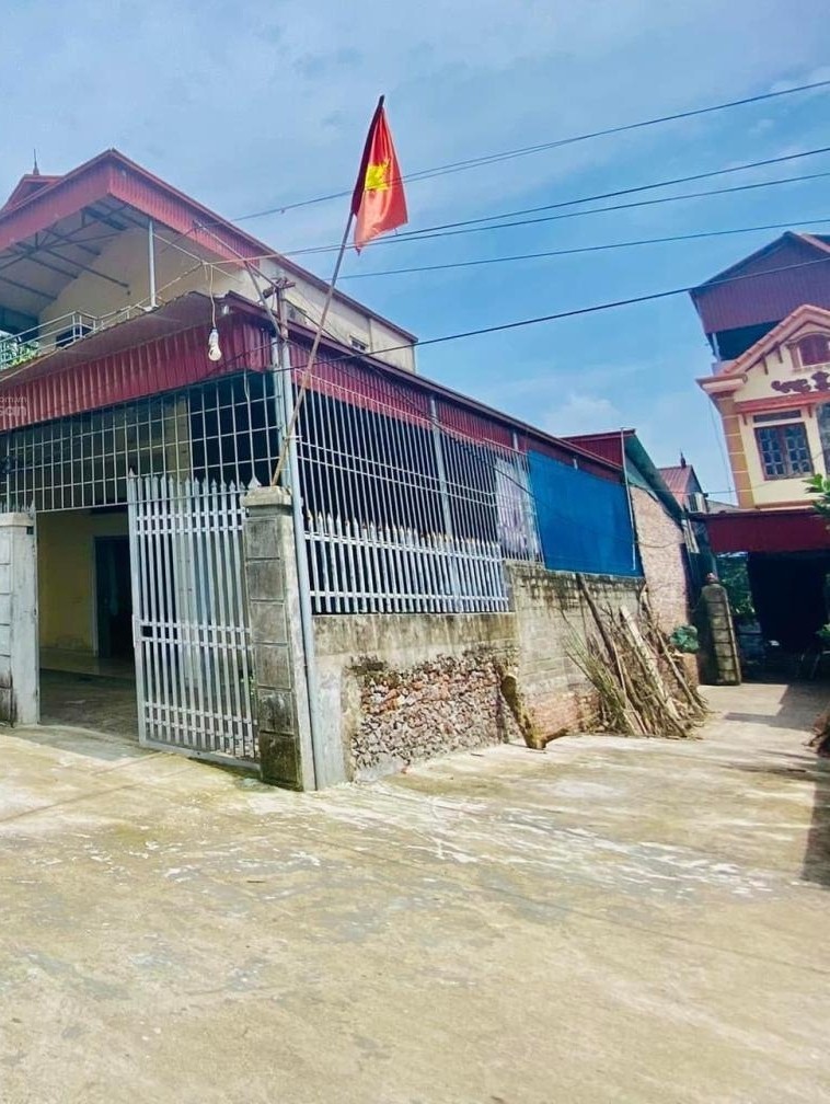 Căn nhà ở Thanh Bồ, Lưu Hoàng, Ứng Hoà, Hà Nội cần bán với giá 1,3x tỷ