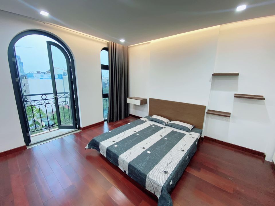Cho thuê căn hộ ở Nguyễn Hoàng Tôn, Xuân La giá 10tr/tháng