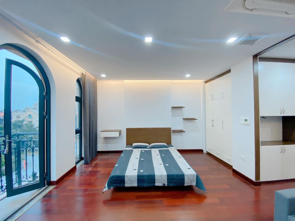Cho thuê căn hộ ở Nguyễn Hoàng Tôn, Xuân La giá 10tr/tháng