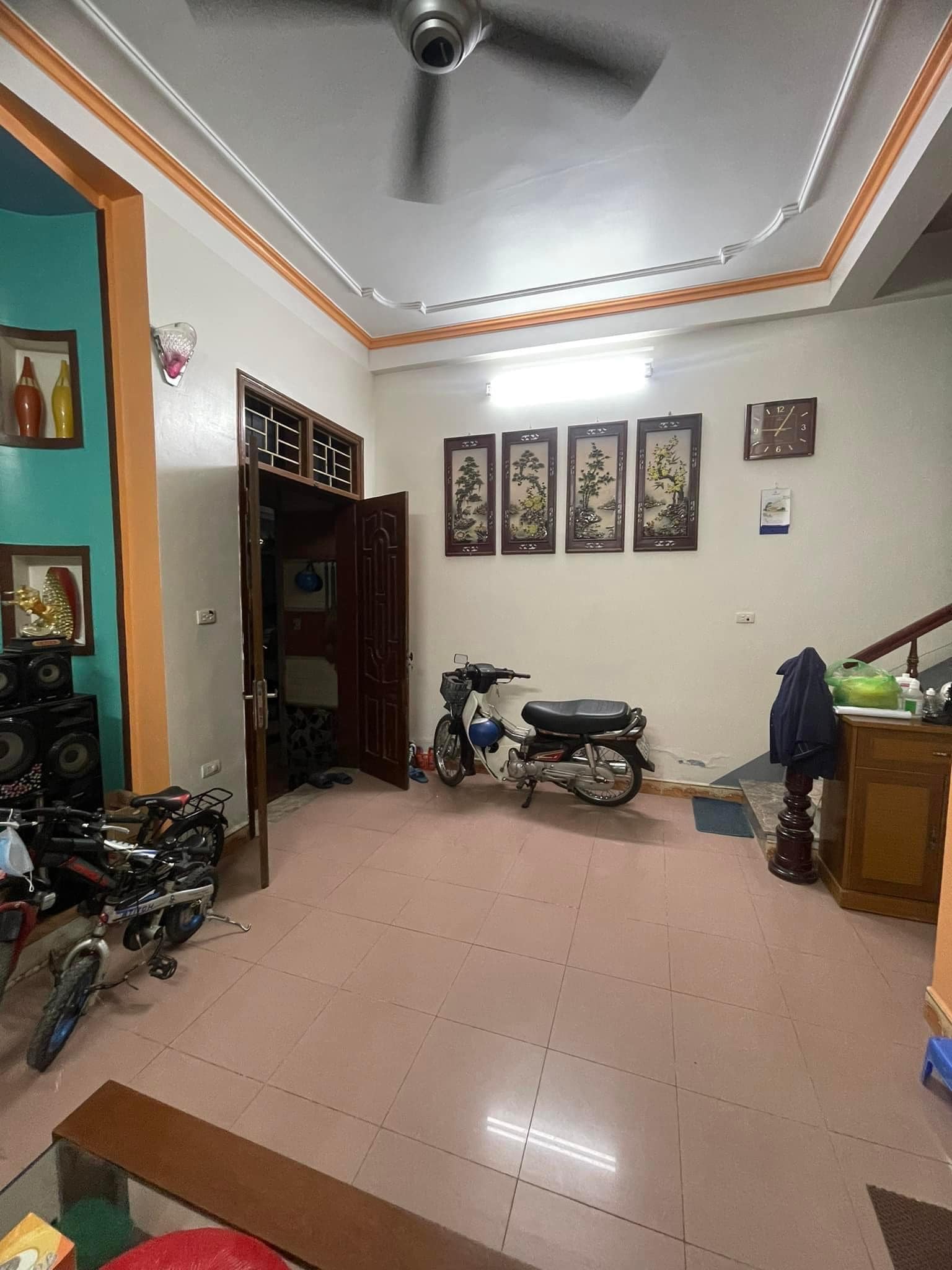 Chuyển công tác cần bán nhà gấp tại Cầu Bươu, Thanh Trì 38m2 chỉ 2.7 tỷ