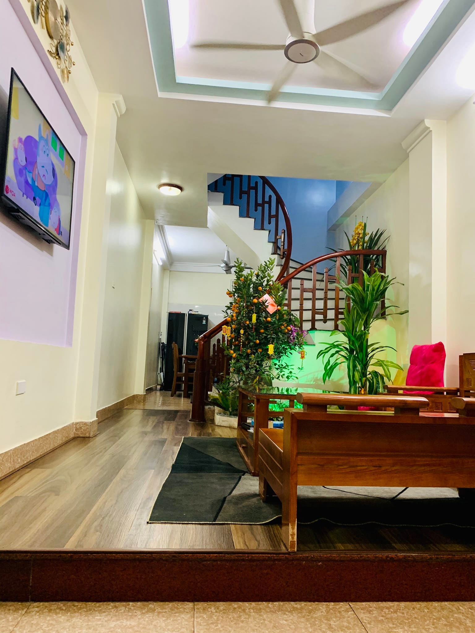 Bán nhanh nhà Tứ Hiệp 5 tầng đẹp lung linh giá hơn 3 tỷ