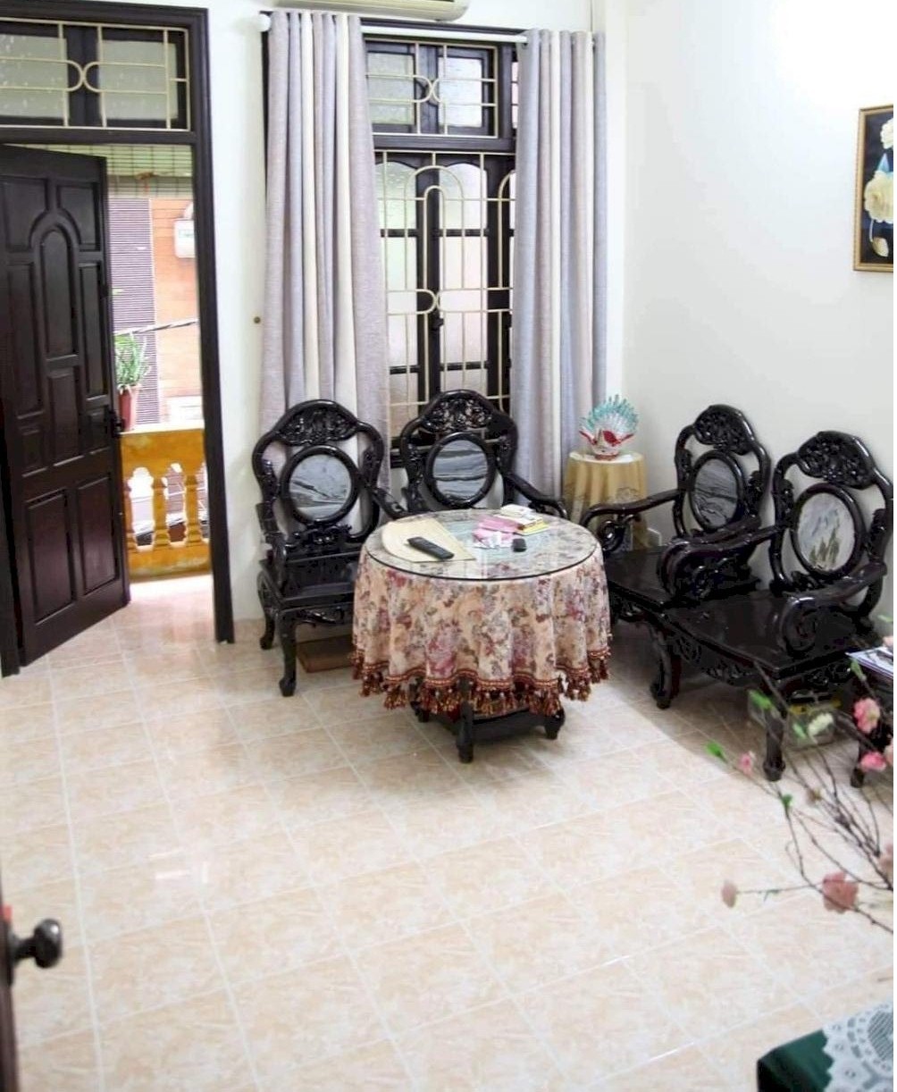 Bán nhà 5 tầng ngõ 105 Xuân La diện tích 33m2 