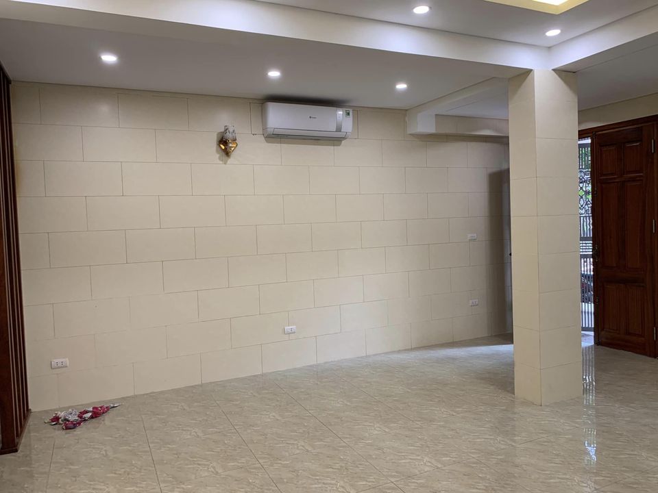 Cho thuê nhà tại nguyễn đức cảnh, thông sang đền lừ, giá 7tr/tháng