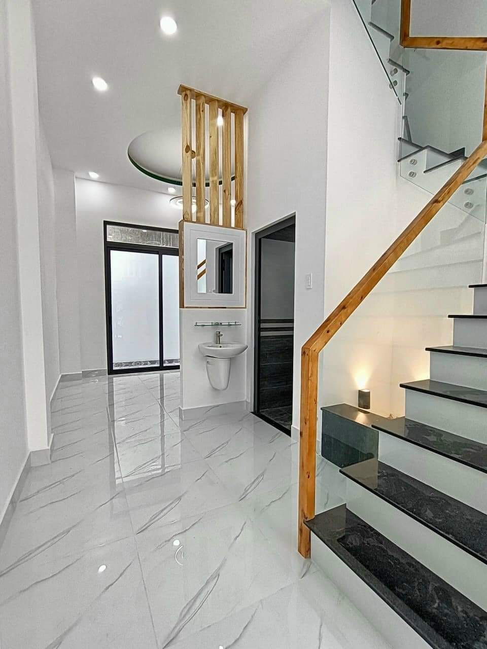 Chính chủ bán nhà mới xây đẹp tại Trường Thạnh, Thủ Đức 3PN giá tốt
