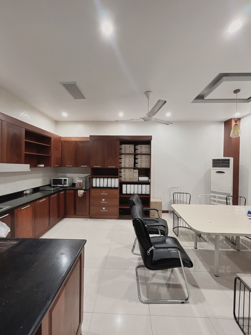 Bán nhà ở Khuất Duy Tiến, Thanh Xuân, Hà Nội 123m2 giá 24,5 tỷ
