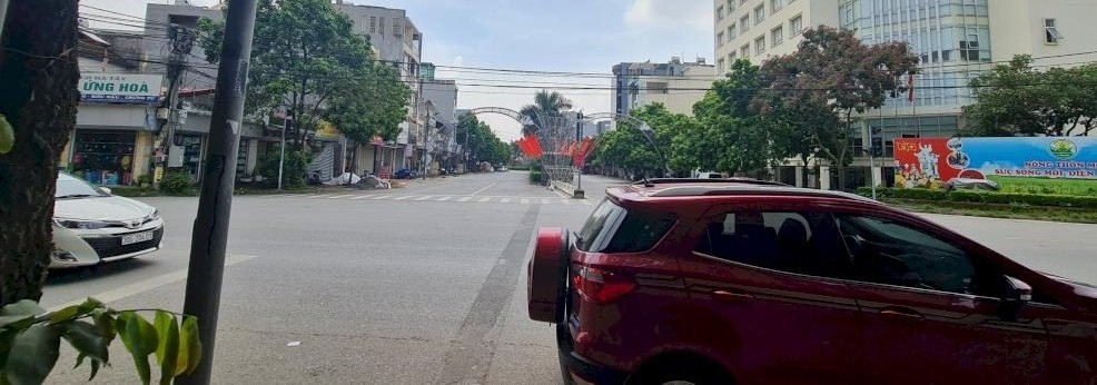 Bán gấp nhà mặt phố thị trấn Vân Đình, Ứng Hòa, Hà Nội diện tích 75,8m2