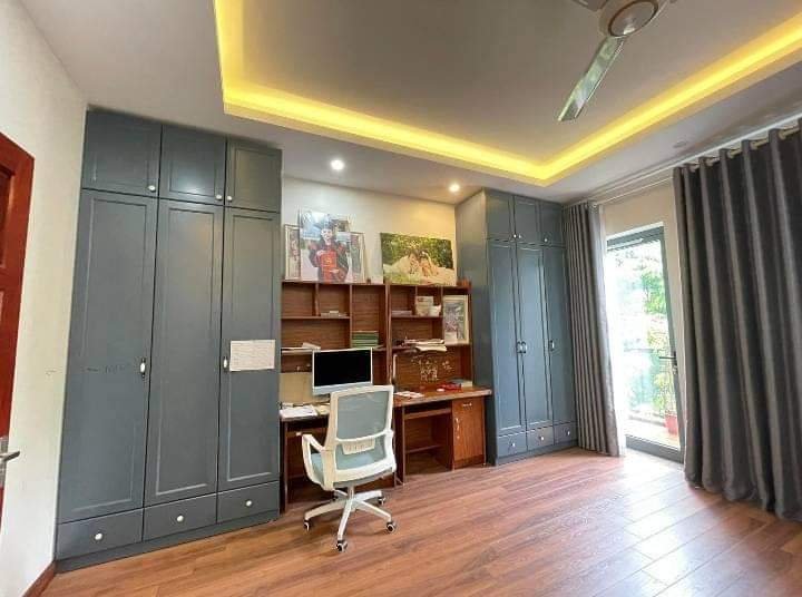 Chính chủ cần bán nhà 4 tầng, 41m2 giá 5,95 tỷ tại ngõ 155 Cầu Giấy
