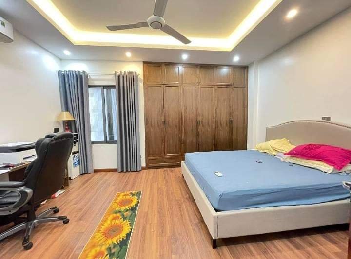 Chính chủ cần bán nhà 4 tầng, 41m2 giá 5,95 tỷ tại ngõ 155 Cầu Giấy