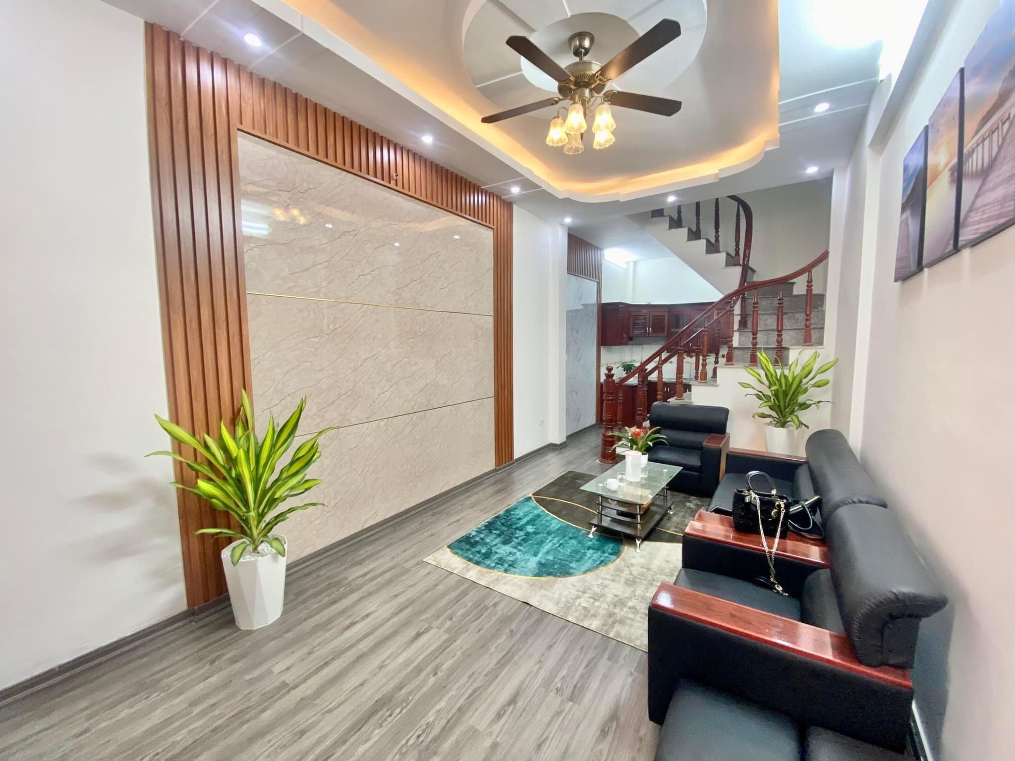 Chính chủ cần bán nhà 28m2 giá 3,4 tỷ tại Bạch Mai, Hai Bà Trưng