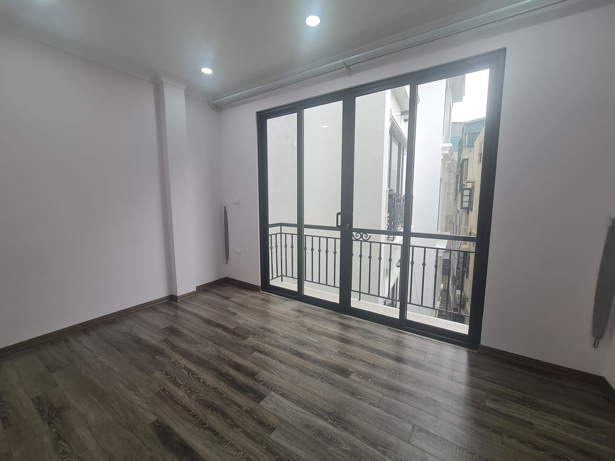 Bán nhà 5 tầng ở Khương Trung, Thanh Xuân, Hà Nội