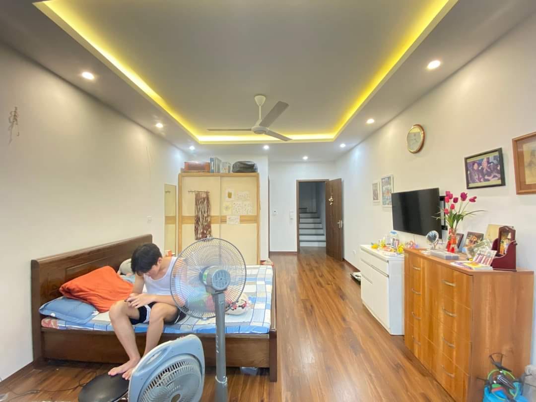 Bán nhà lô góc 56m2 giá 4,6 tỷ tại Trường Chinh, Thanh Xuân