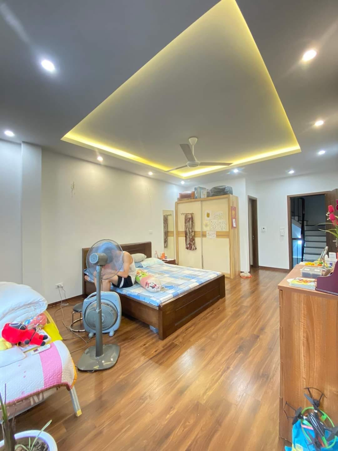 Bán nhà lô góc 56m2 giá 4,6 tỷ tại Trường Chinh, Thanh Xuân