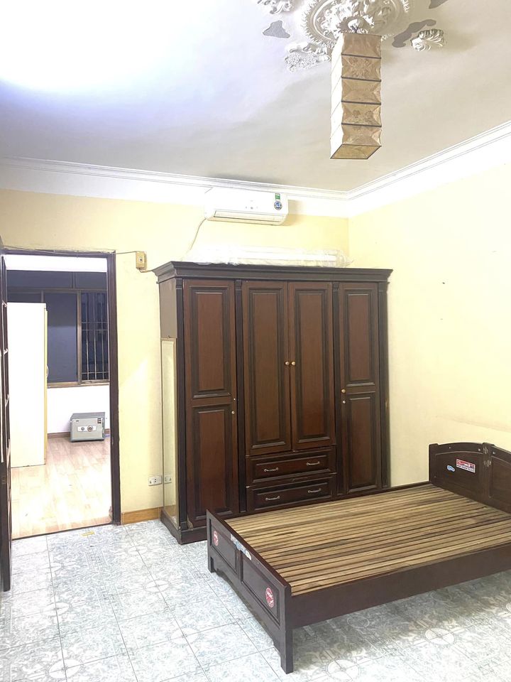 Cho thuê chung cư 3 ngủ tại Thanh Nhàn, Hai Bà Trưng, giá 7.5tr/tháng