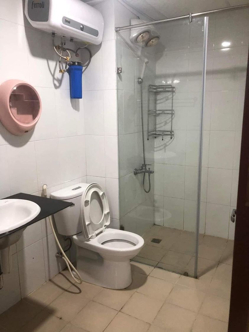 Cho thuê căn hh1a Linh Đàm tầng thấp, giá chỉ 7,5tr/tháng