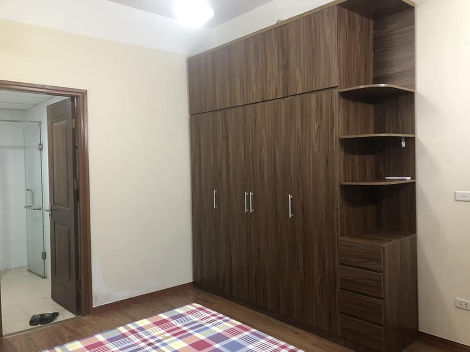 Cho thuê chung cư Báo Công An mặt đường Nguyễn Xiển giá 12tr/tháng
