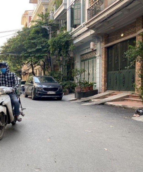 Bán ngay căn nhà 3 tầng ở Nhị Khê giá 2,8 tỷ