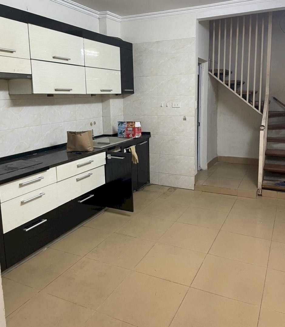 Bán nhà ở Thụy Khuê - Tây Hồ tiện giao thông, sinh hoạt, 3,5 tỷ