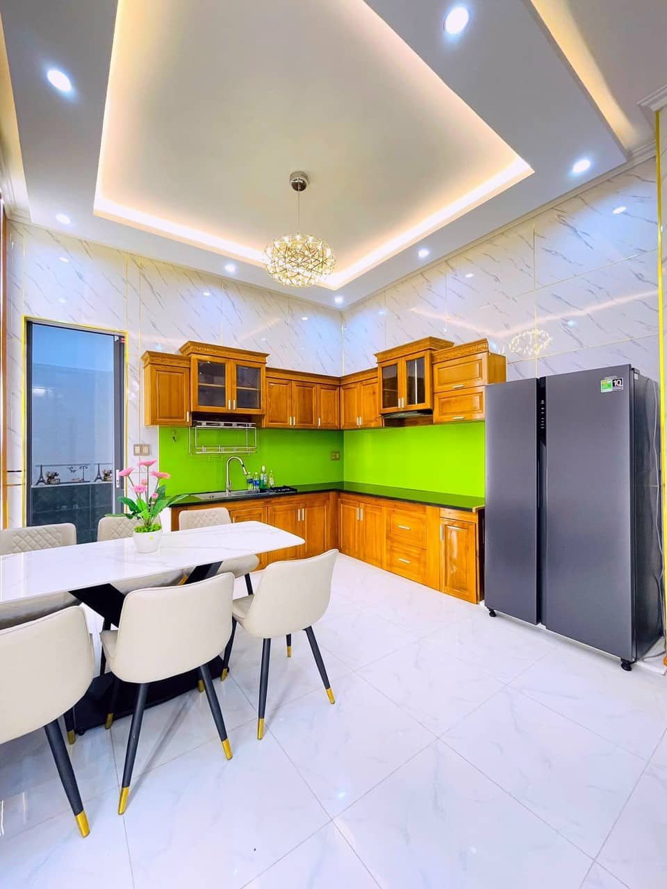 Cần bán nhà tại Ngọc Khánh, Ba Đình diện tích 30m2 giá 3 tỷ