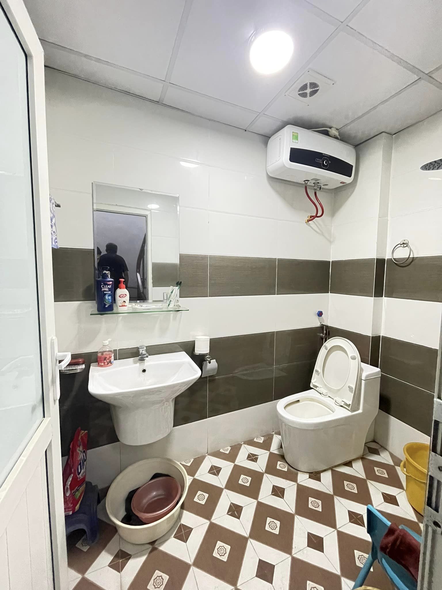 Cần bán nhà 5 tầng 40m2 giá 3,8 tỷ tại phố Bạch Mai, Hai Bà Trưng