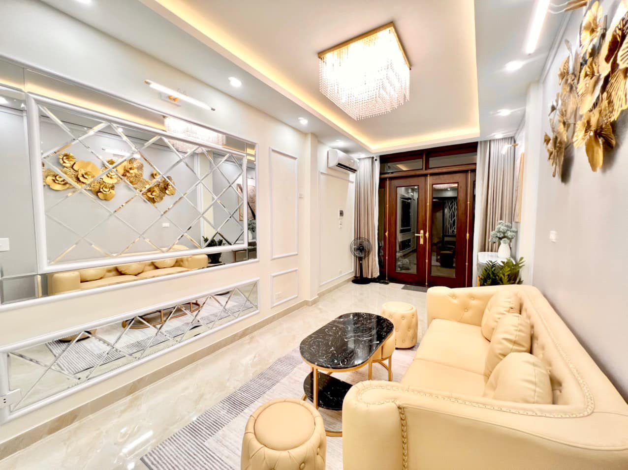 Bán nhà full nội thất, diện tích 80m2 giá 6,55 tỷ tại Minh Khai, Hai Bà Trưng