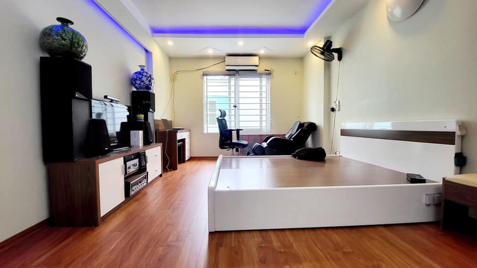 Cần bán gấp nhà ở Tam Trinh, Hoàng Mai diện tích 30m2 giá 3,5 tỷ