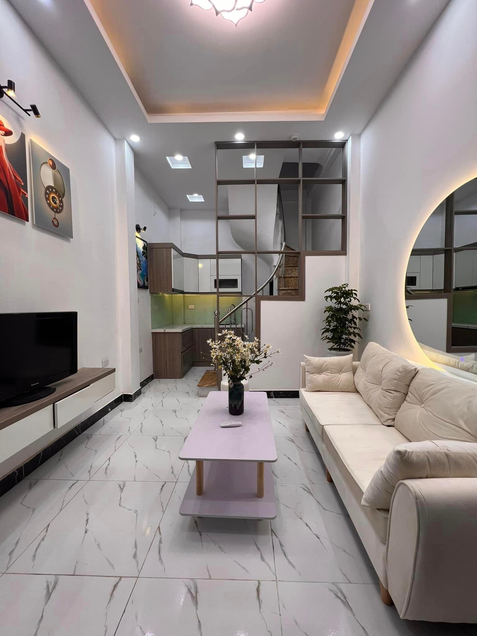 Bán nhà tại Giáp Bát, Hoàng Mai, diện tích 36m2 giá 3,45 tỷ