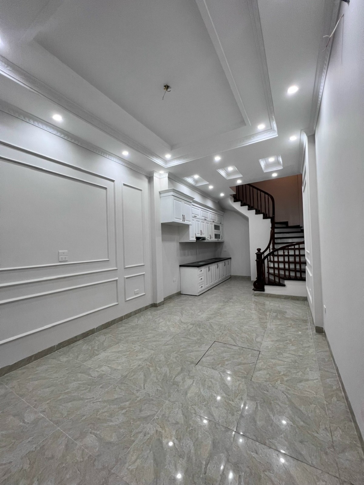 Chính chủ cần bán nhà tại Ngọc Lâm, Long Biên diện tích 34m2 giá 4,8 tỷ