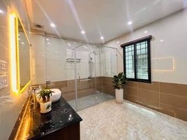 Bán nhà lô góc 5 tầng giá 4,55 tỷ tại Lê Đức Thọ