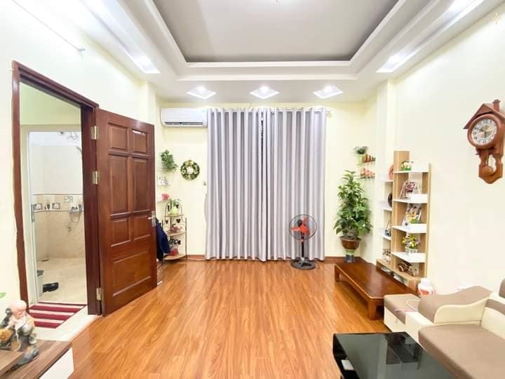 Chính chủ cần bán gấp nhà ở Cầu Diễn diện tích 40m2 giá 3 tỷ