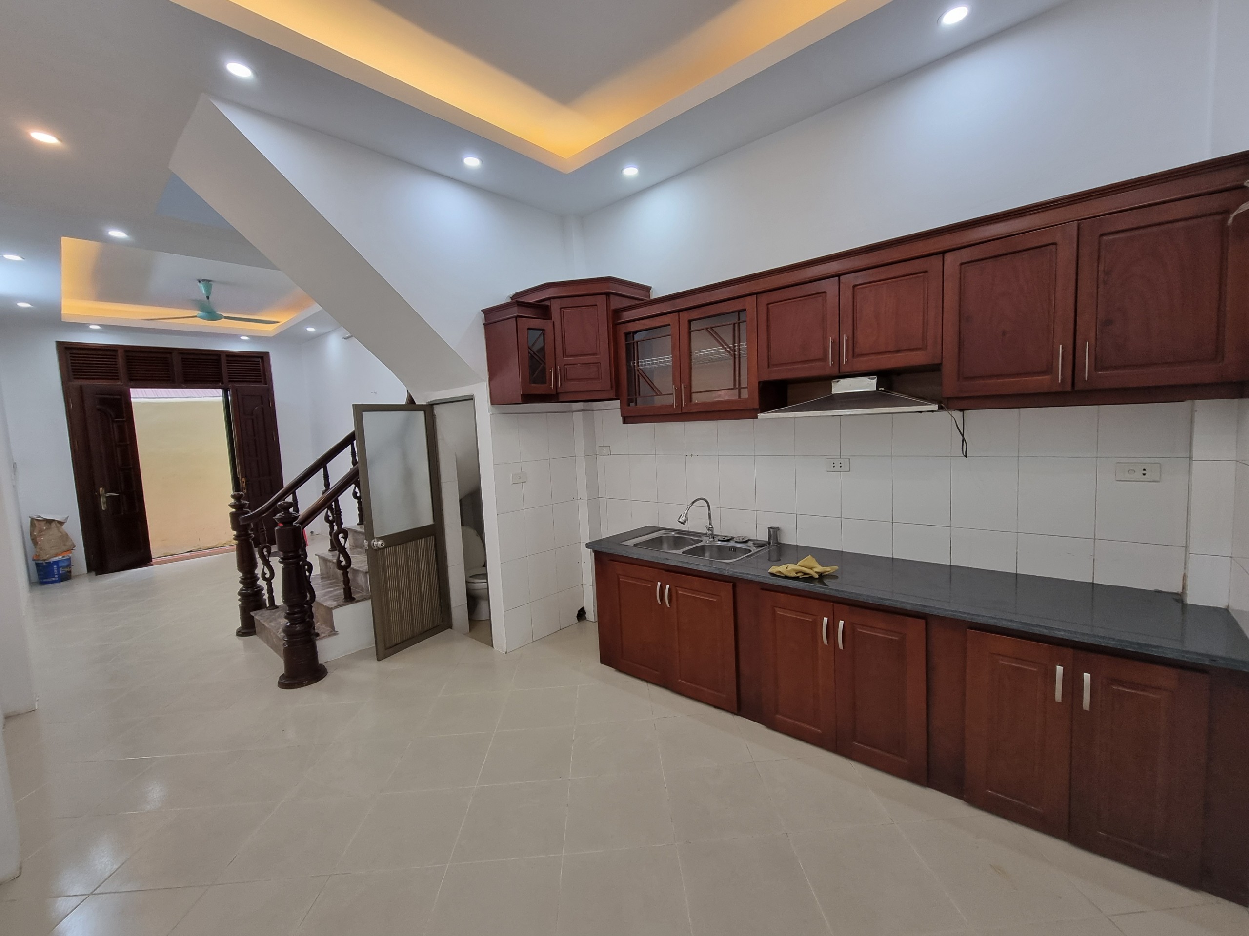 Chính chủ cần bán gấp nhà tại Đỗ Đức Dục diện tích 40m2 giá 4,7 tỷ