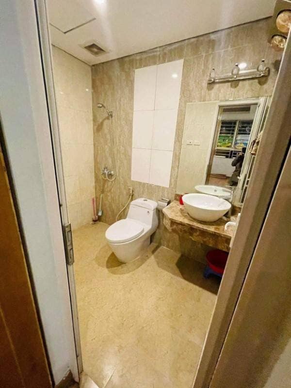 Cho thuê căn hộ chung cư Cầu Giấy Centerpoint giá 16tr/tháng
