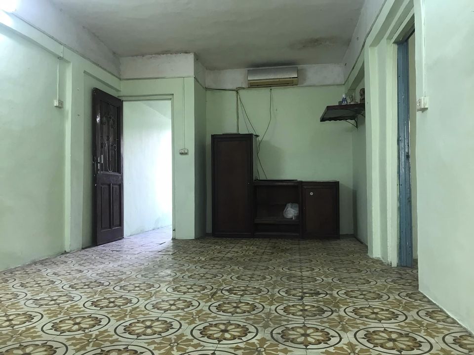 Cho thuê căn hộ tập thể Vĩnh Hồ, tầng 5, giá 5 triệu/tháng